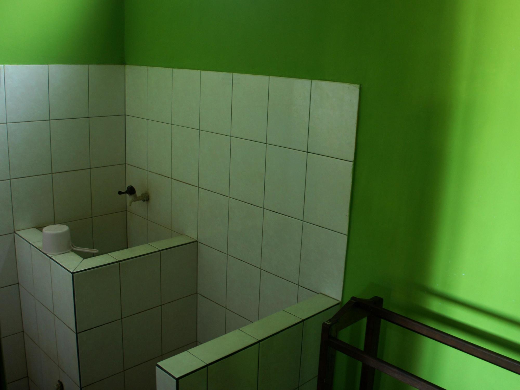 Bayu Murti Homestay Джок'якарта Екстер'єр фото